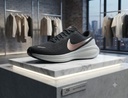 NIKE REVOLUTION 8